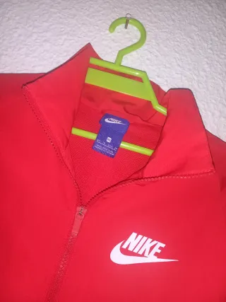 Chaqueta Nike Roja Talla xs