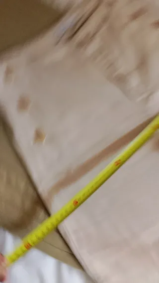 Pantalón Zara ancho beige botones