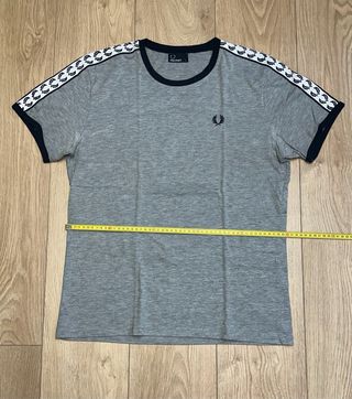 Camiseta Fred Perry