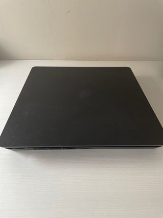 Consola Playstation 4 PS4 Negra