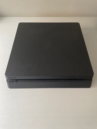 Consola Playstation 4 PS4 Negra
