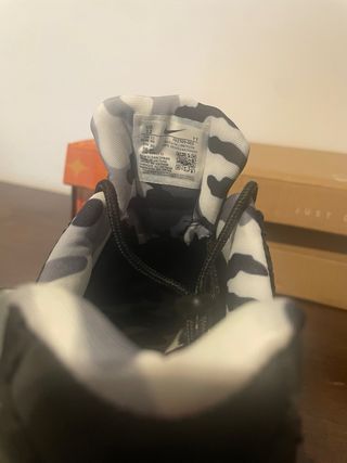 Nike Air Max 95 x Corteiz Negro Dorado