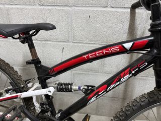 Bicicleta de Montaña Doble Suspensión