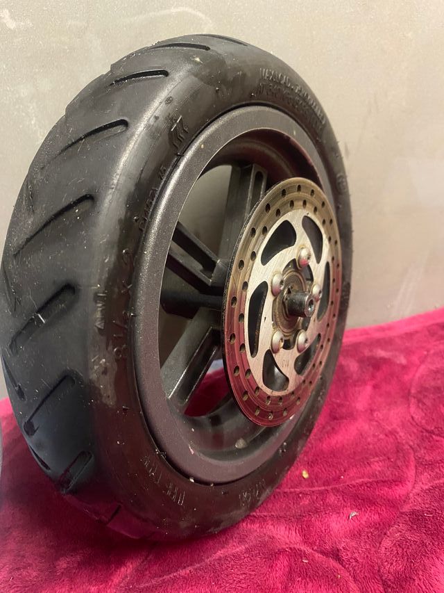 Rueda trasera patinete Xiaomi Mi 3