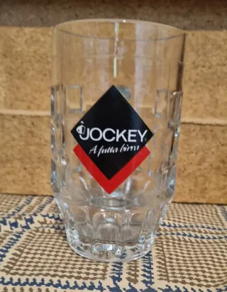Boccale in vetro con logo Jockey