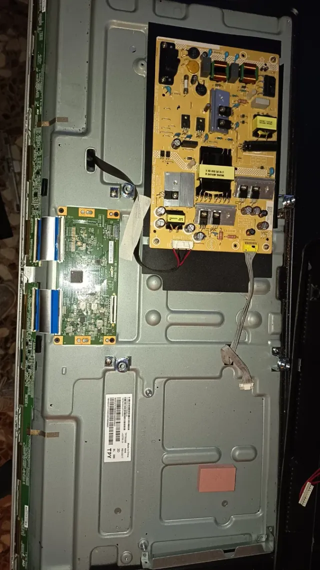 Repuestos Smart TV Selecline, Philips y Samsung.