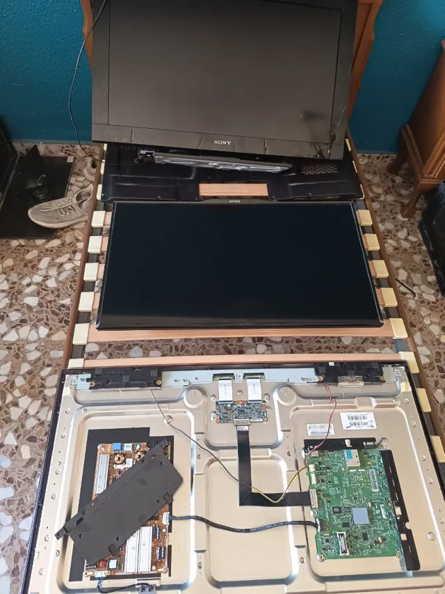 Repuestos Smart TV Selecline, Philips y Samsung.