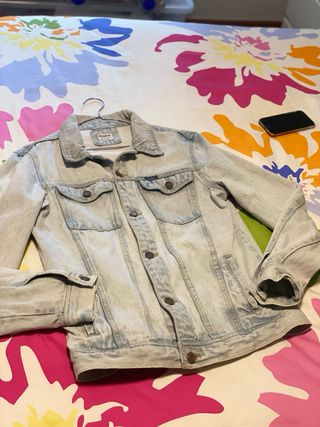 Cazadora vaquera Pull&Bear azul