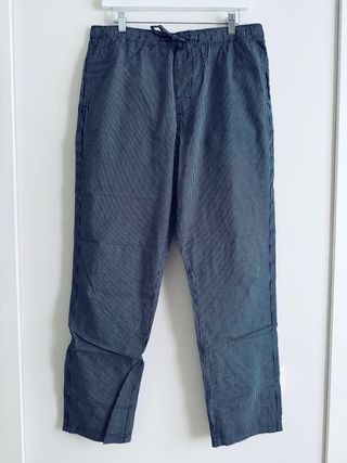 H&M
Pantalón pijama estampado cuadritos.
Talla M.
