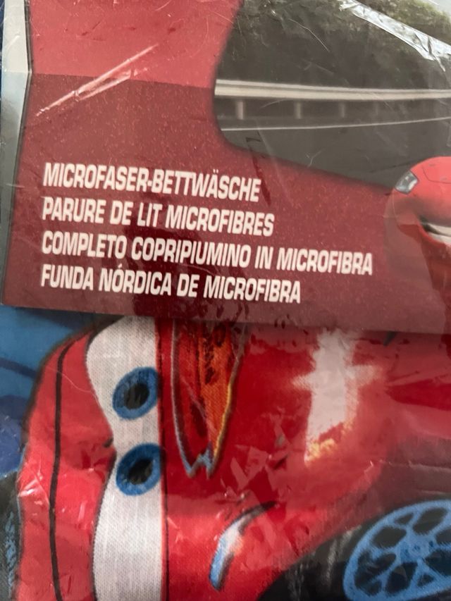 Completo, nuovo, copri piumino Cars