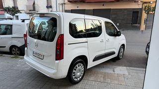Opel Combo Life 2021 Carplay/2puertas lat/park asi