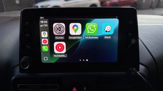 Opel Combo Life 2021 Carplay/2puertas lat/park asi