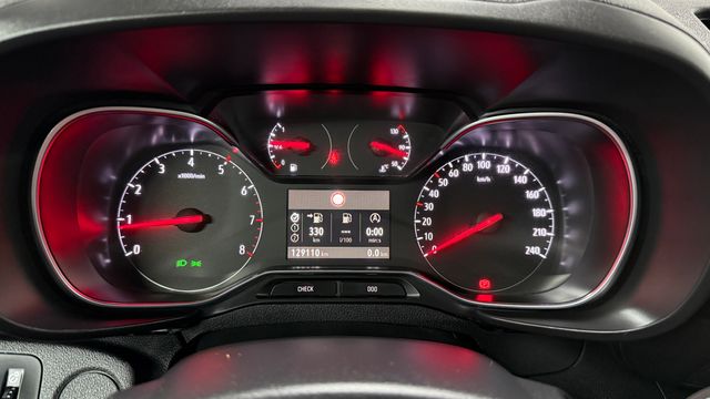 Opel Combo Life 2021 Carplay/2puertas lat/park asi