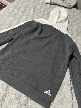Sudadera Adidas gris y blanca