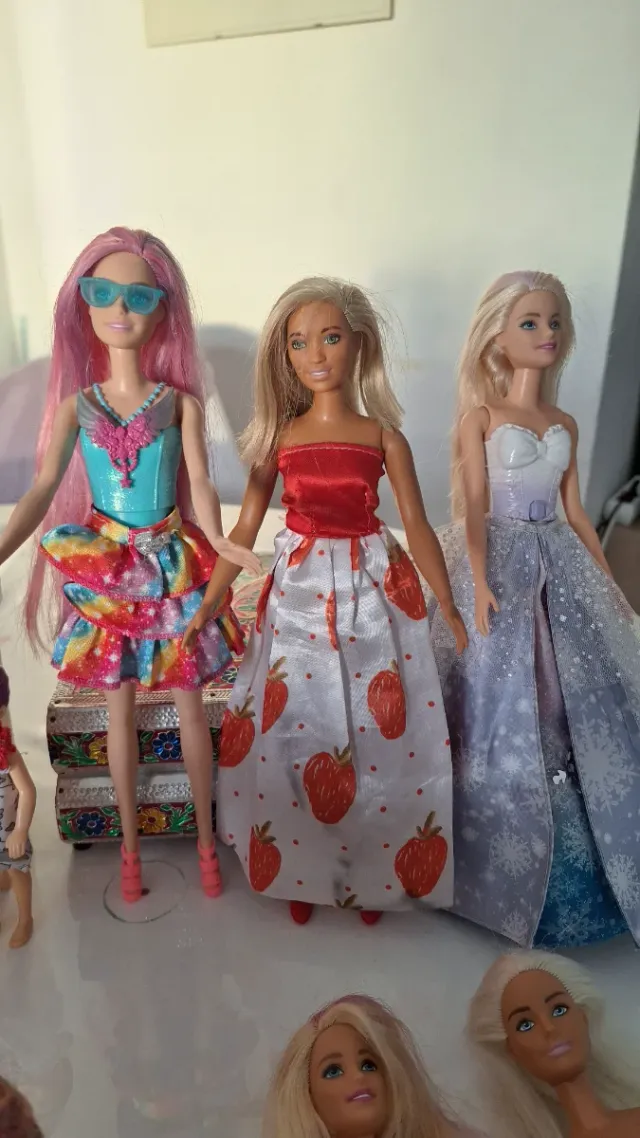 Lote Barbie y Accesorios