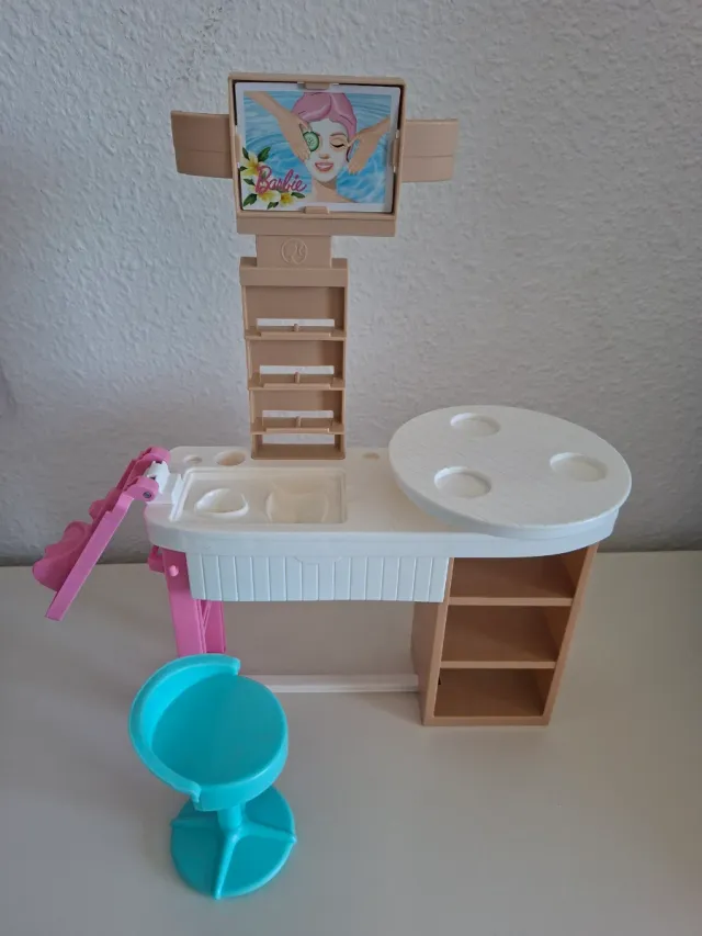 Lote Barbie y Accesorios