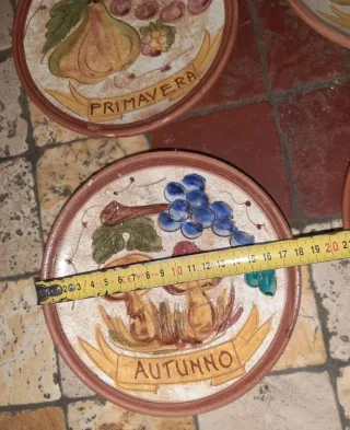 Set 4 Piatti Vintage Stagioni Ceramica