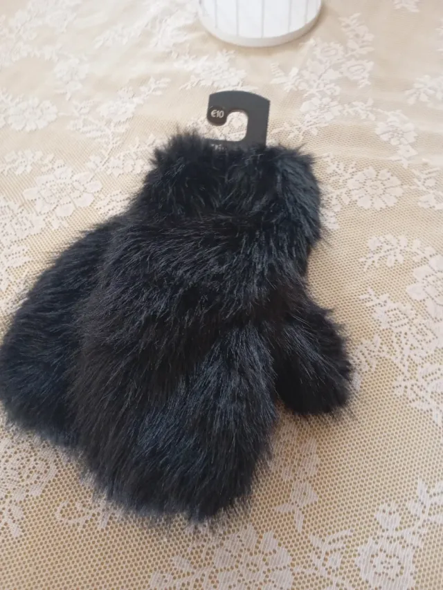 Guanti per capelli neri