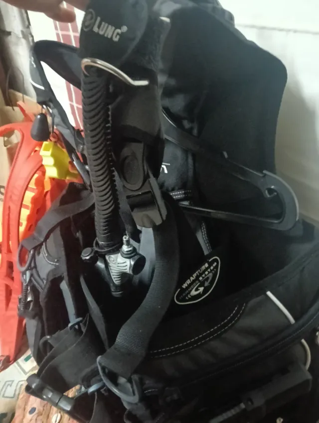 Pack regulador, ordenador y chaleco buceo