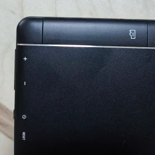 Tablet Dragon Touch Negra/Plateada