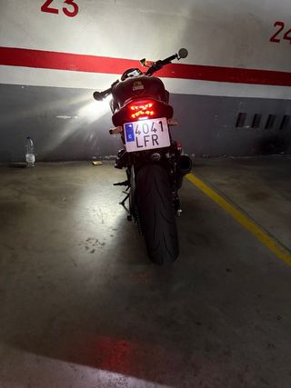 Kawasaki z900  Entrego piezas de serie.