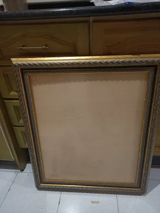 Marcos de fotos combinados con dorado