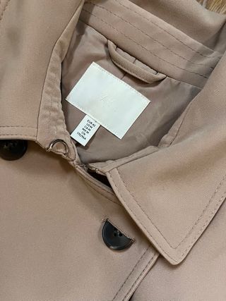 Gabardina Beige Doble Botonadura