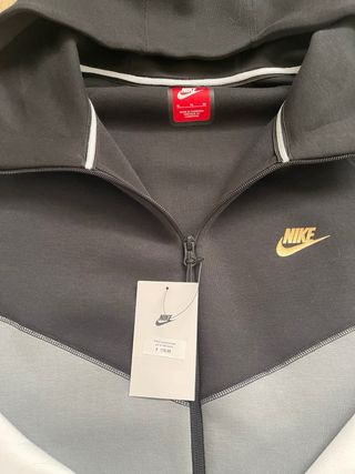 Chaqueta Nike Tech Fleece Negra Gris Blanca