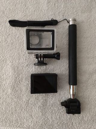 GoPro HERO4 Action Cam + Custodia + Stick