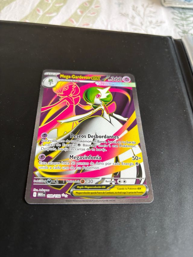 Carta Pokémon Mega-Gardevoir EX 159/132