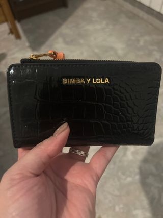 BIMBA Y LOLA Cartera Negra con Detalle Naranja