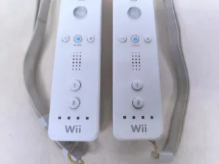 Mandos Wii Nintendo (2 unidades).