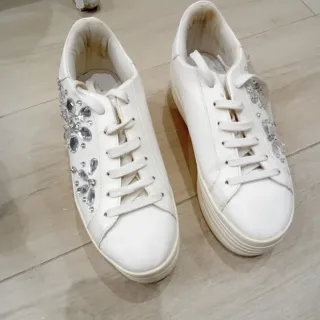 Sneakers bianche con strass Prima Donna