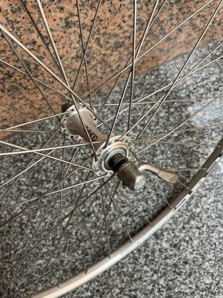 Rueda Delantera bici carretera Gurpil