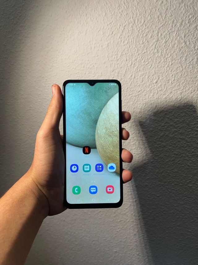 Samsung Galaxy A12