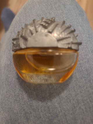 Miniatura di profumo Arnaldo Pomodoro firmata