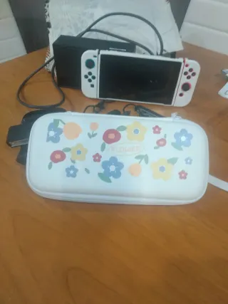 Nintendo Switch Blanca + Accesorios