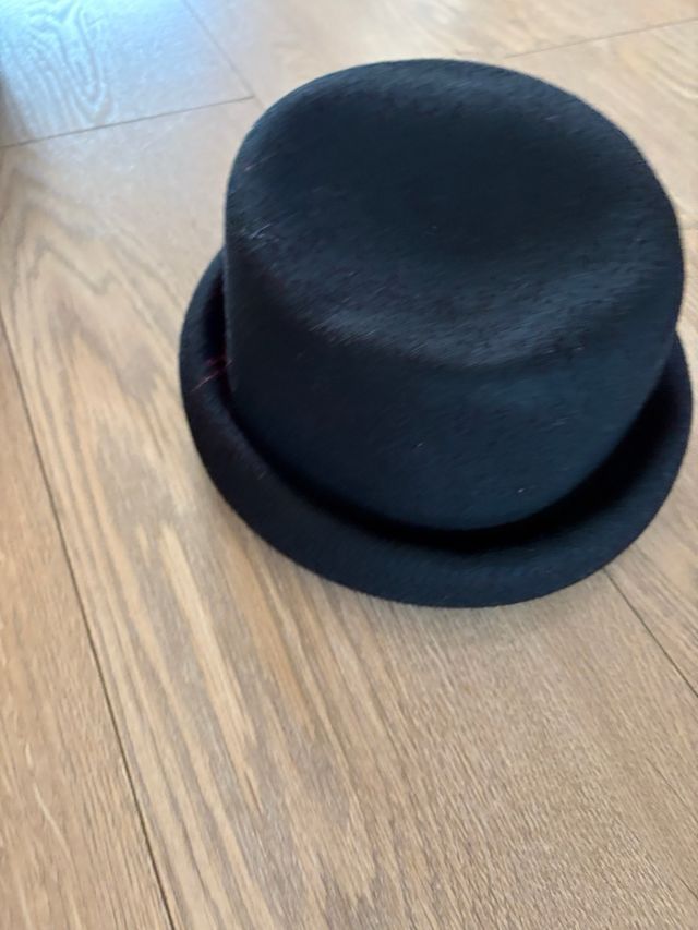 Bombín NAF NAF Negro