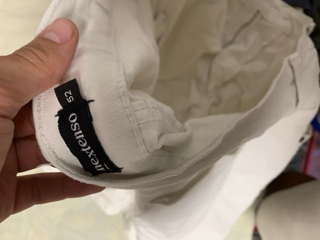 Pantaloncini bianchi taglia 52