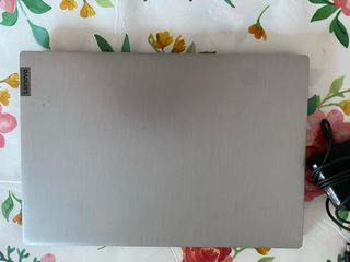 Portátil Lenovo IdeaPad 3 Gris