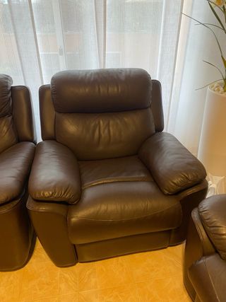 Poltrona in pelle marrone (2 unità)