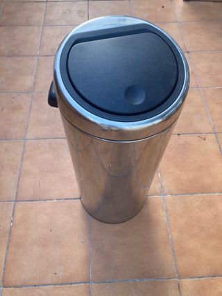 Cubo basura metal plateado