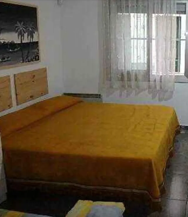 Se Regala Cama, sofa, etc..