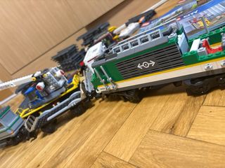 Treno merci Lego City 60198