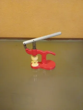 Prensadora de Relojes Roja