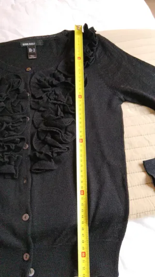 Chaqueta Zara negra con flores