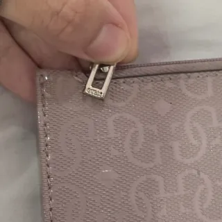 Monedero Guess Rosa