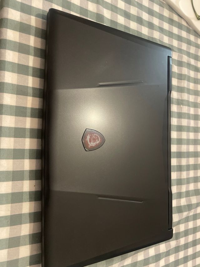 Computador portátil MSI GL63 8RD-014XES i7-8750H