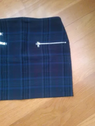 Mini falda cuadros cremalleras