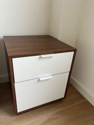 Cómoda y 2 Mesitas de Noche